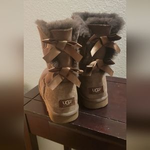 Brown ribbon laced fuzzy UGGS size 8